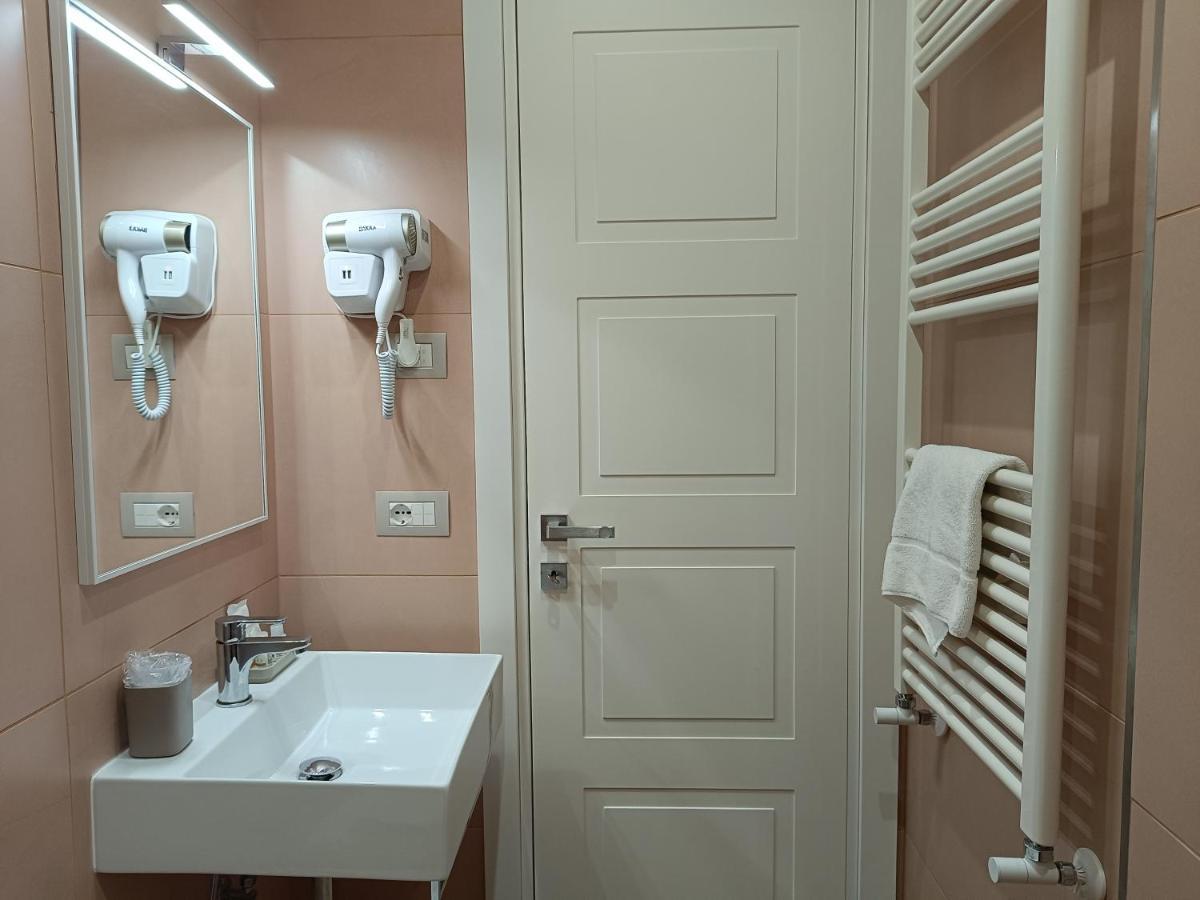 Schilizzi Hotel Napoli Eksteriør bilde